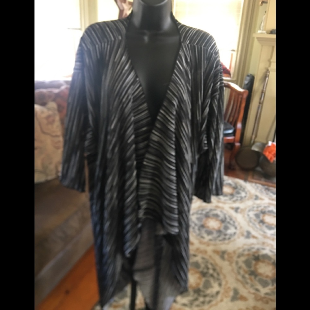 Lularoe Shirley